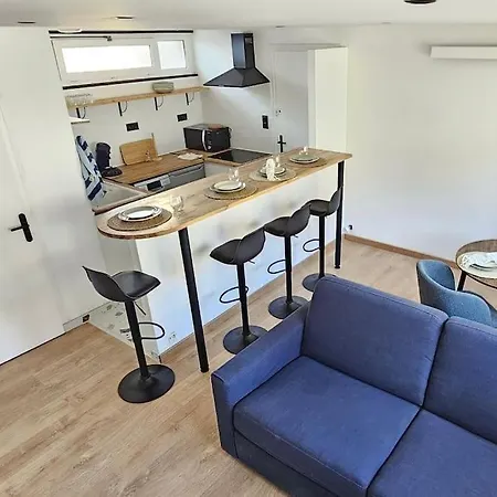 Apartment Refait A Neuf A *